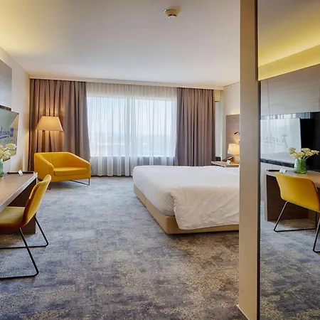 Radisson Blu Plaza