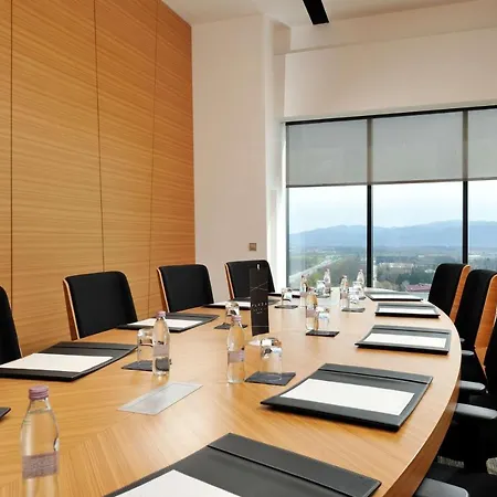 Radisson Blu Plaza Hotel 4*
