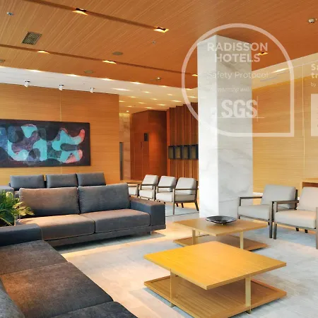 Hotell Radisson Blu Plaza