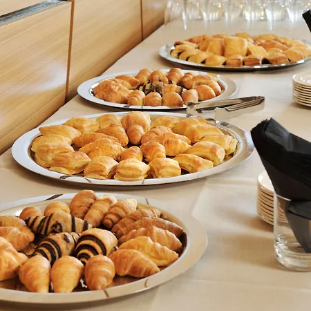 Radisson Blu Plaza Szálloda