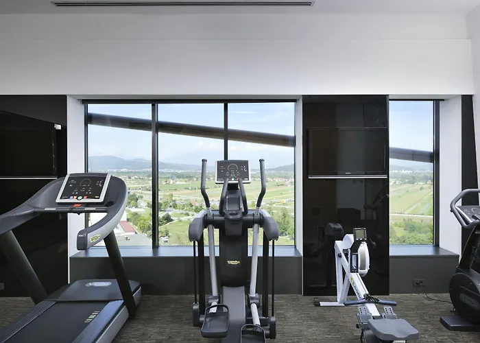 Hotel Radisson Blu Plaza 4*