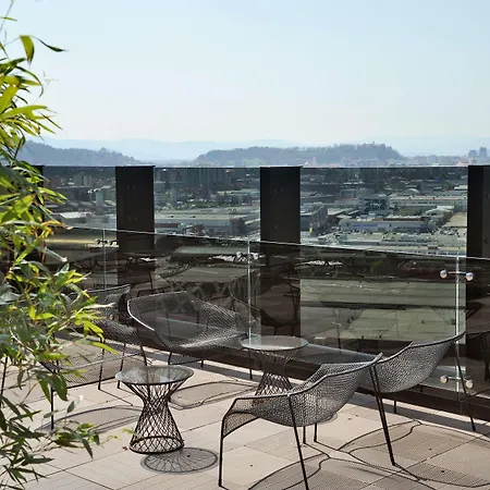 Radisson Blu Plaza Hotel