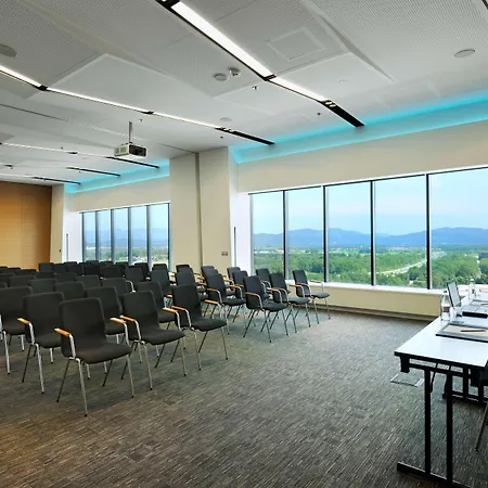 Hotel Radisson Blu Plaza