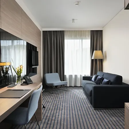 Radisson Blu Plaza Hotel