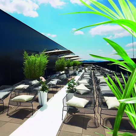 Hotel Radisson Blu Plaza