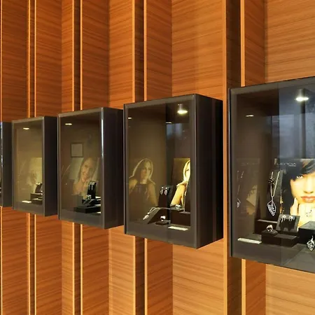 Radisson Blu Plaza Hotell 4*