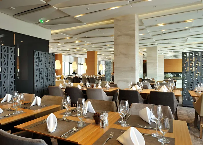 Radisson Blu Plaza Hotel