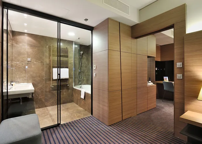 Radisson Blu Plaza 4* Lubiana